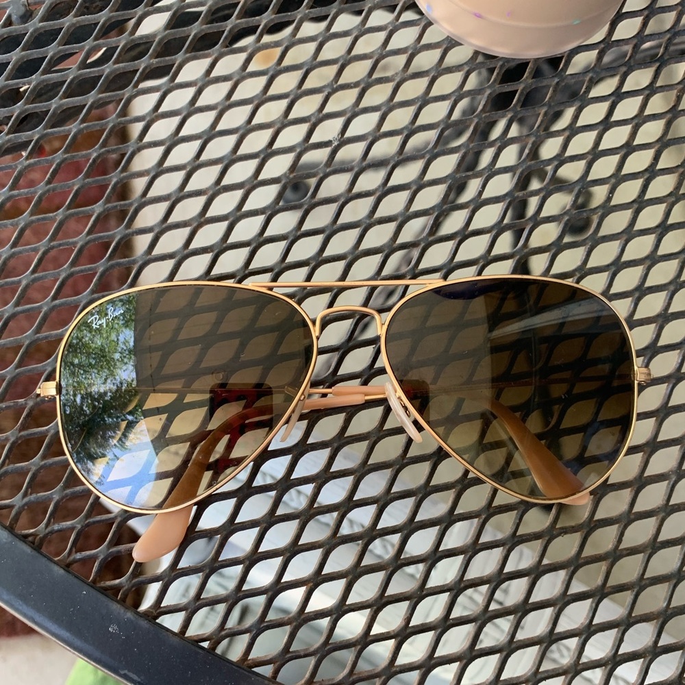 Brown Gradient Aviator Ray-Bans